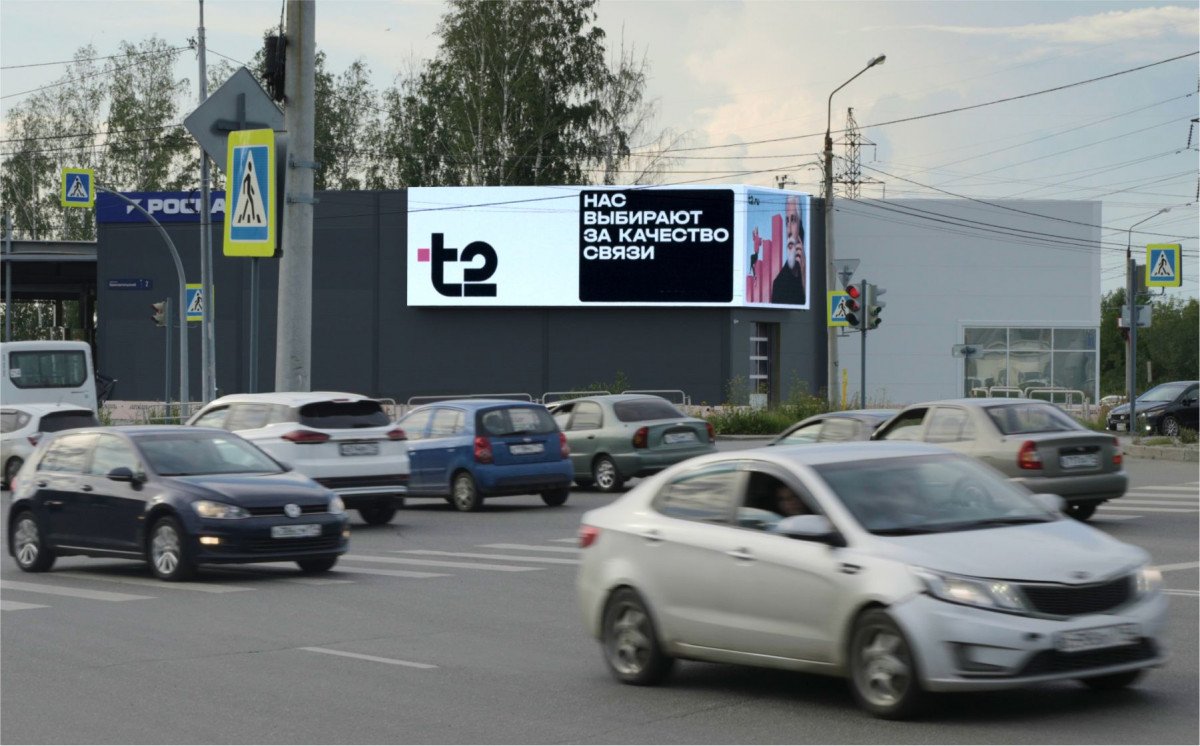 Медиа фасад уличный на Краснопольском проспекте